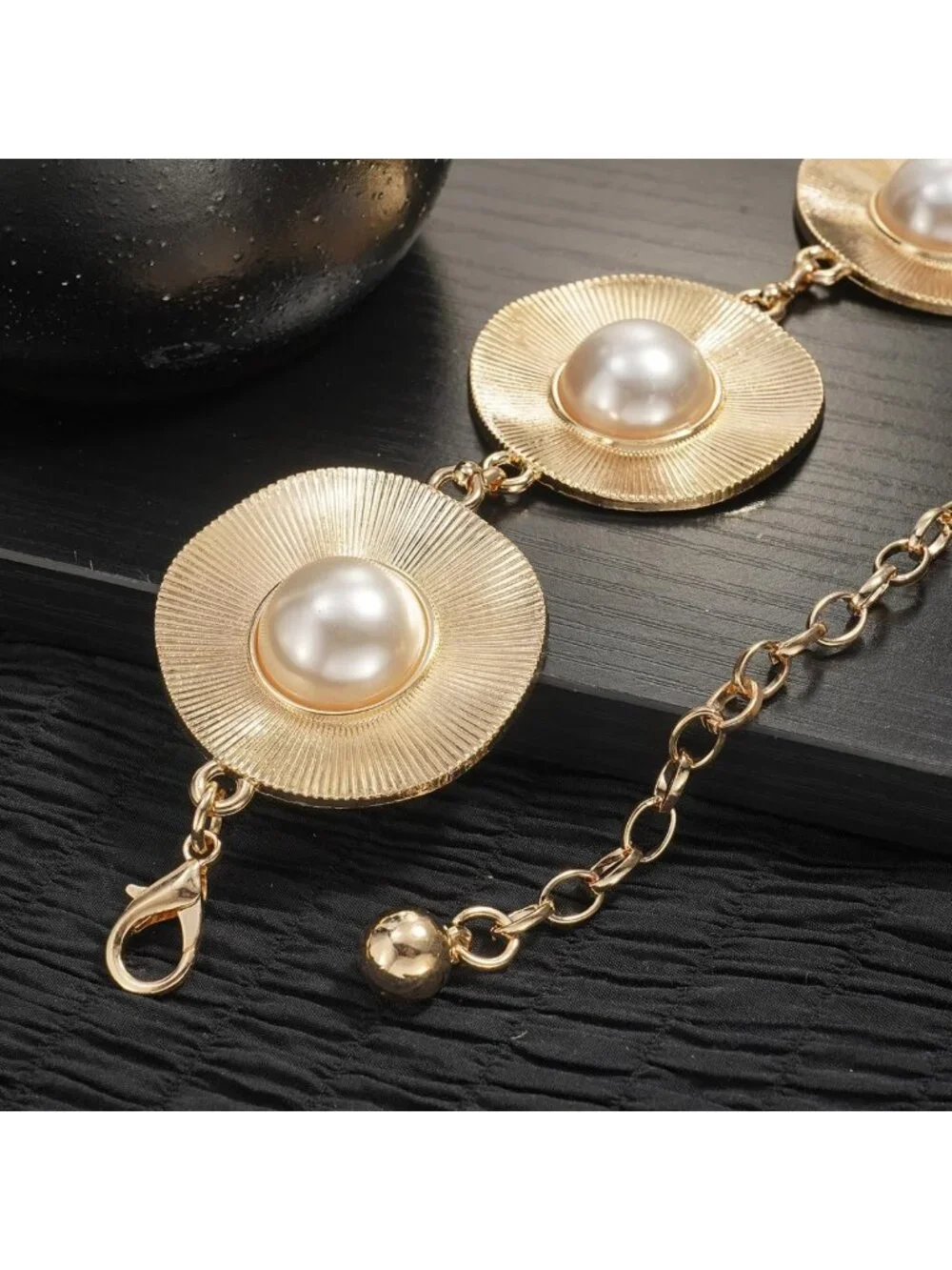 Chic Women's Pearl Waist Chain & Metal Chunky Belt for Dresses & Outfits